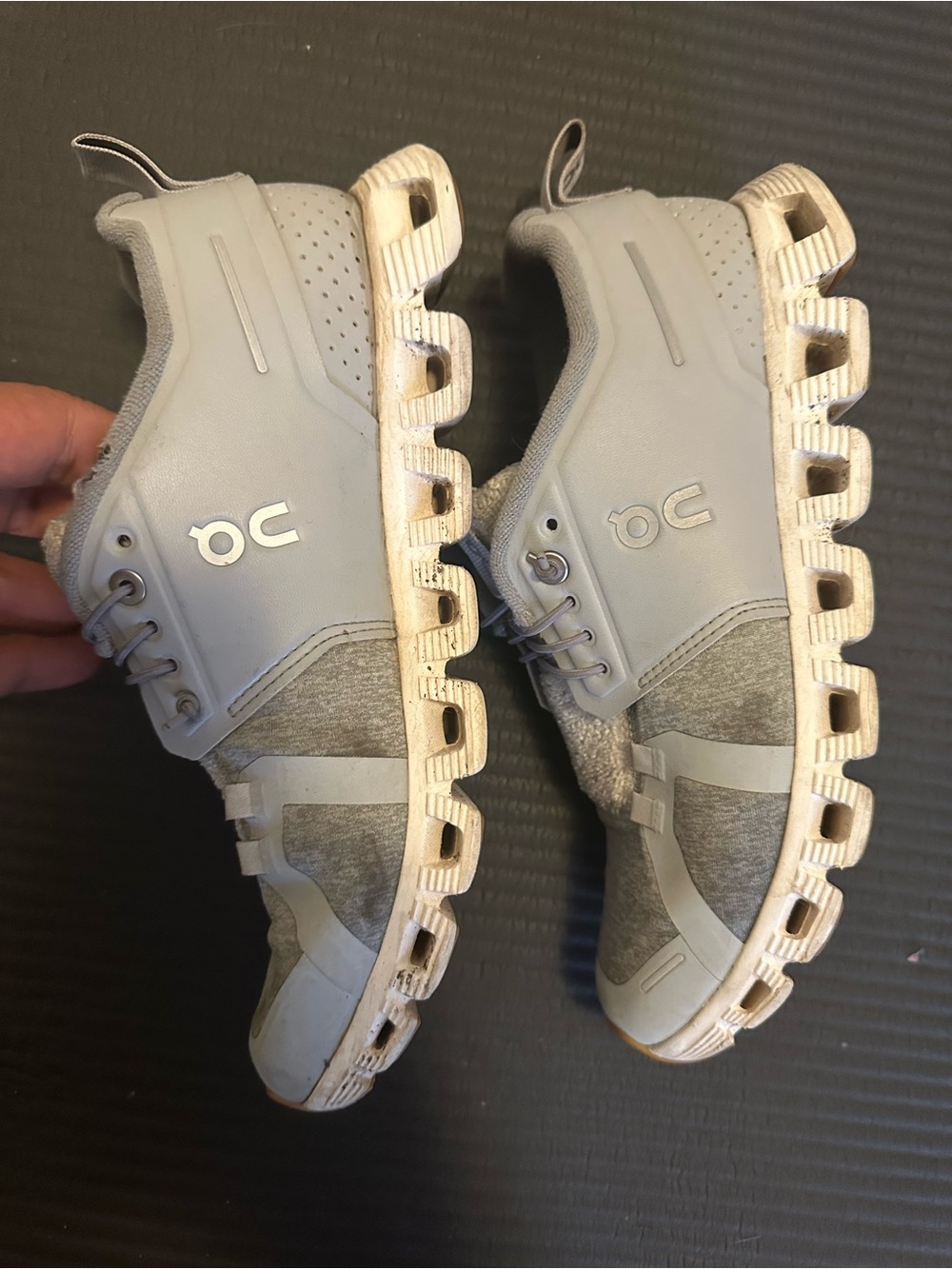 On Running womens  Sneakers in Light Gray